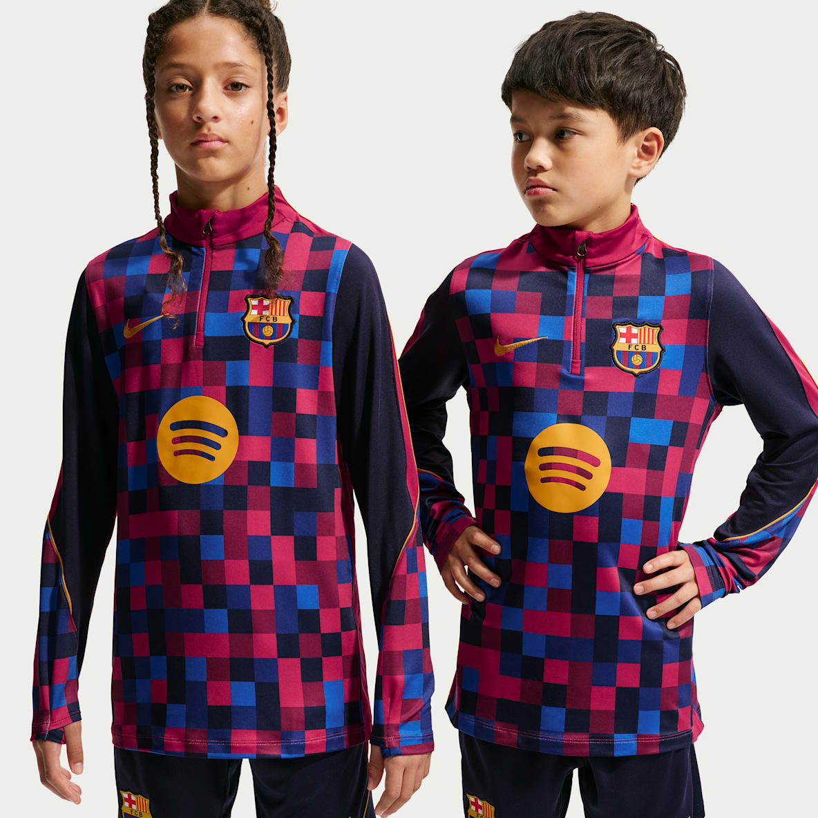 FC Barcelona Strike Home Big Kids' Nike Dri-FIT Soccer Pre-Match Knit Drill Top