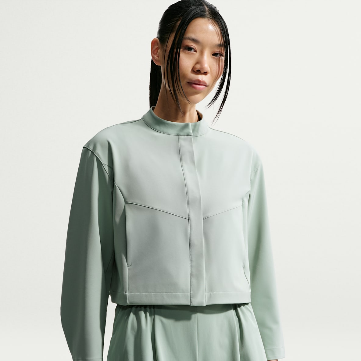 나이키 24.7 퍼펙트스트레치 여성 드라이 핏 루즈 핏 크롭 재킷