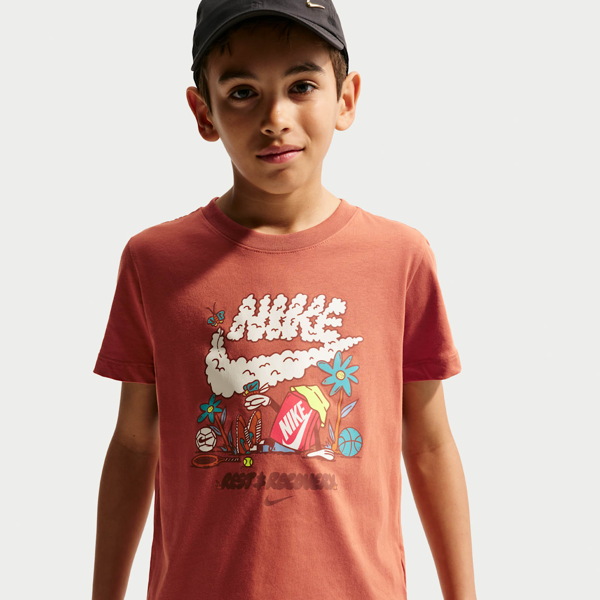 Nike Sportswear Older Kids' T-Shirt