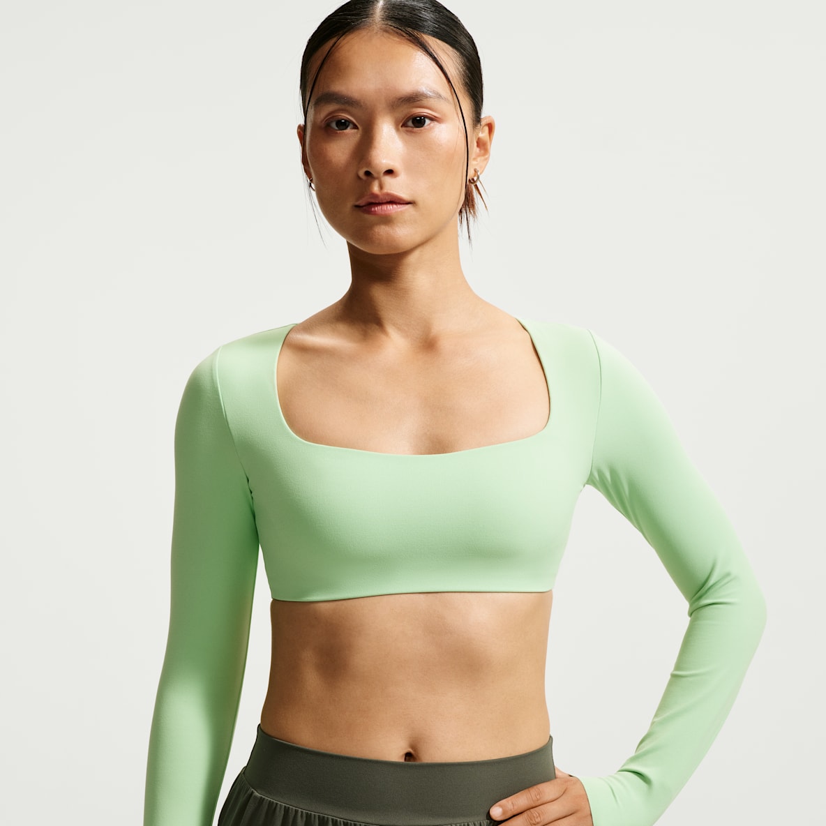 Nike Zenvy Women's Light-Support Padded Long-Sleeve Sports Bra
