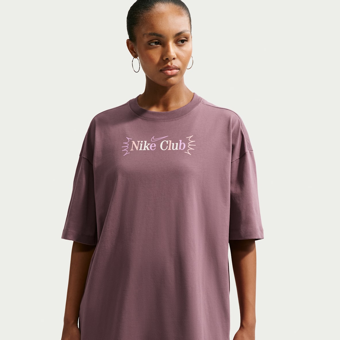Nike Sportswear Classic Women's Oversized T-Shirt