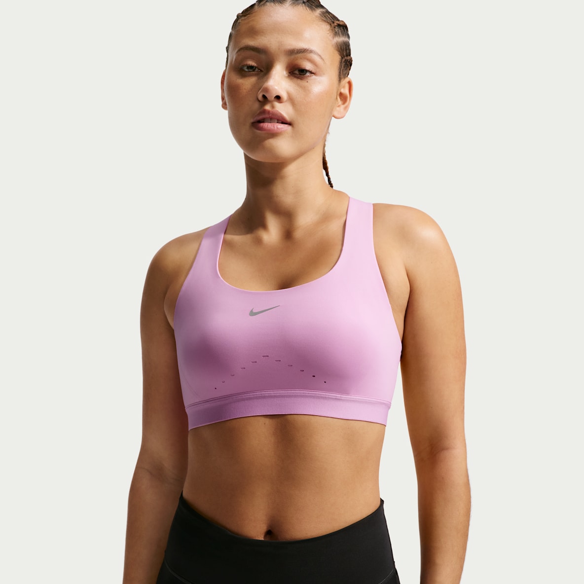 Nike Swift Erős tartást adó, enyhén bélelt női sportmelltartó