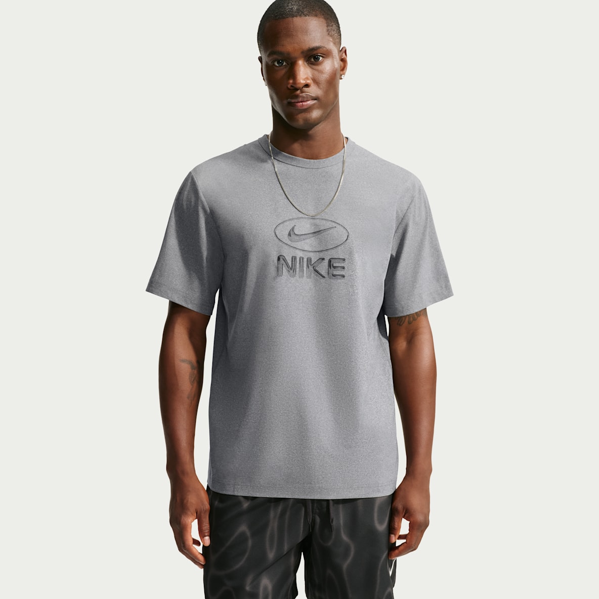 Nike Hyverse Men's Dri-FIT UV Protection Training T-Shirt