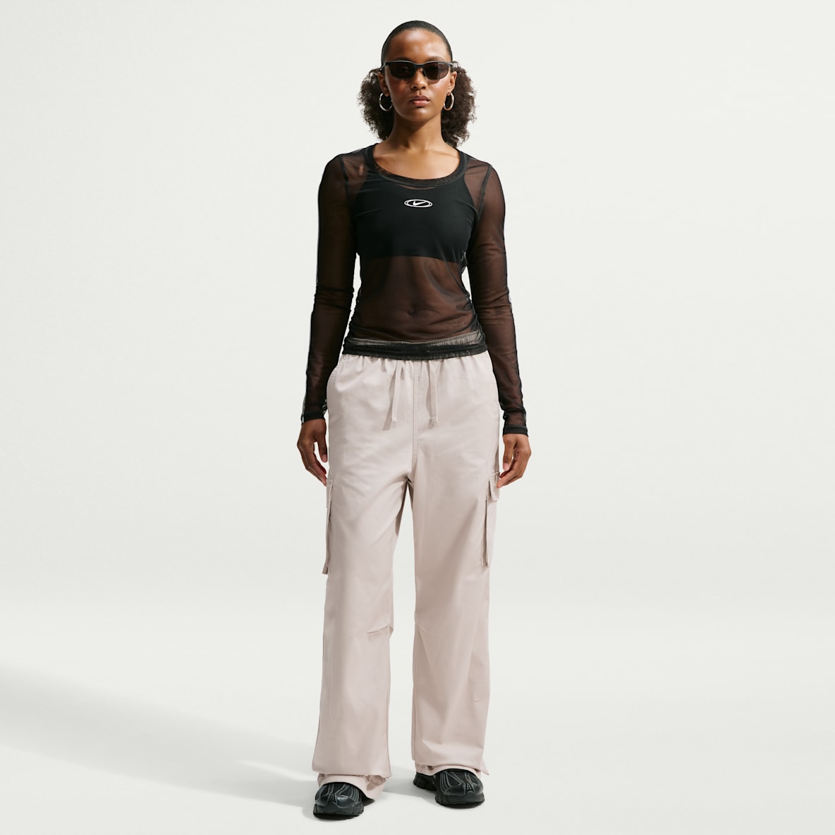Nike Sportswear Women's Loose Mid-Rise Utility Cargo Pants