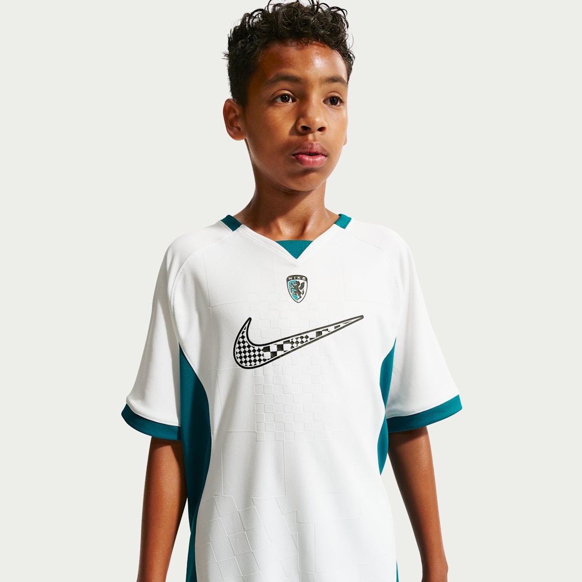 Nike Multi Renew Kortermet overdel til store barn (gutt)