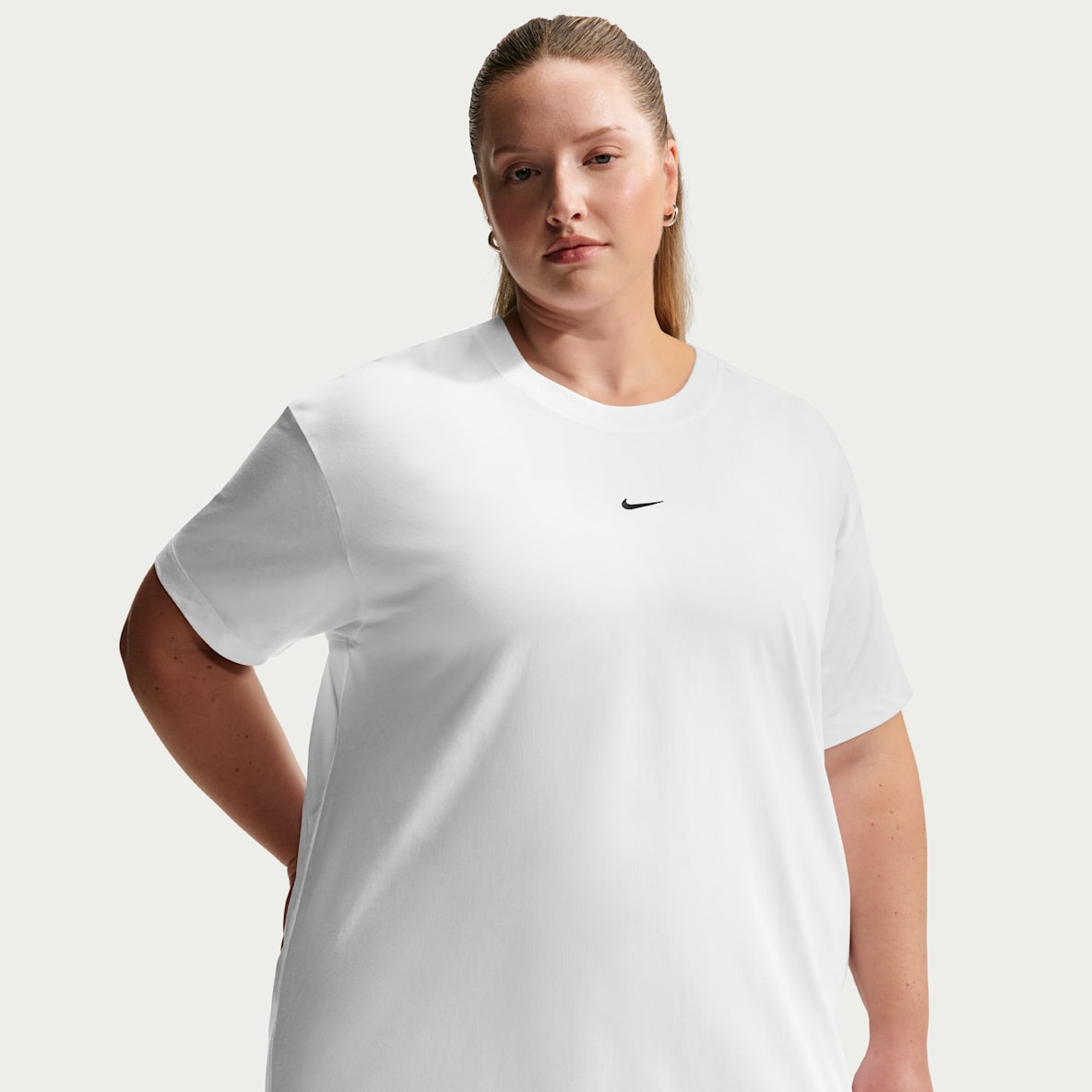 Nike Sportswear Classic Women's Oversized Short-Sleeve T-Shirt (Plus Size)