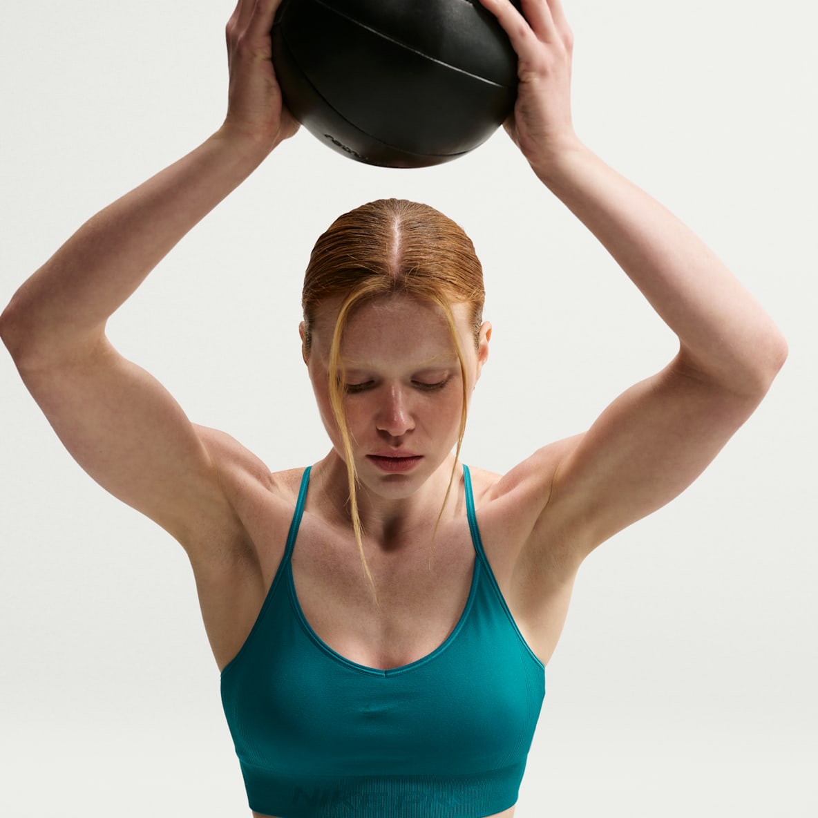 Nike Pro Seamless Women's Light-Support Padded Sports Bra