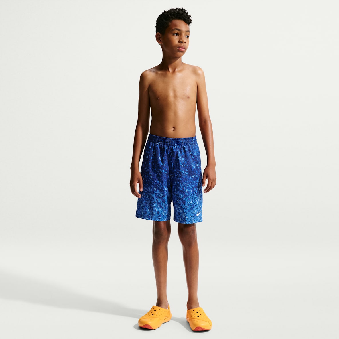 Nike Swim Breaker Shorts de playa o alberca con forro de ropa interior de 18 cm para niño talla grande