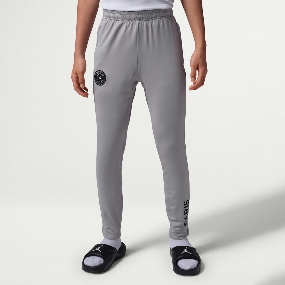 Paris Saint-Germain Strike Night Edition Older Kids' Jordan Dri-FIT Football Knit Pants