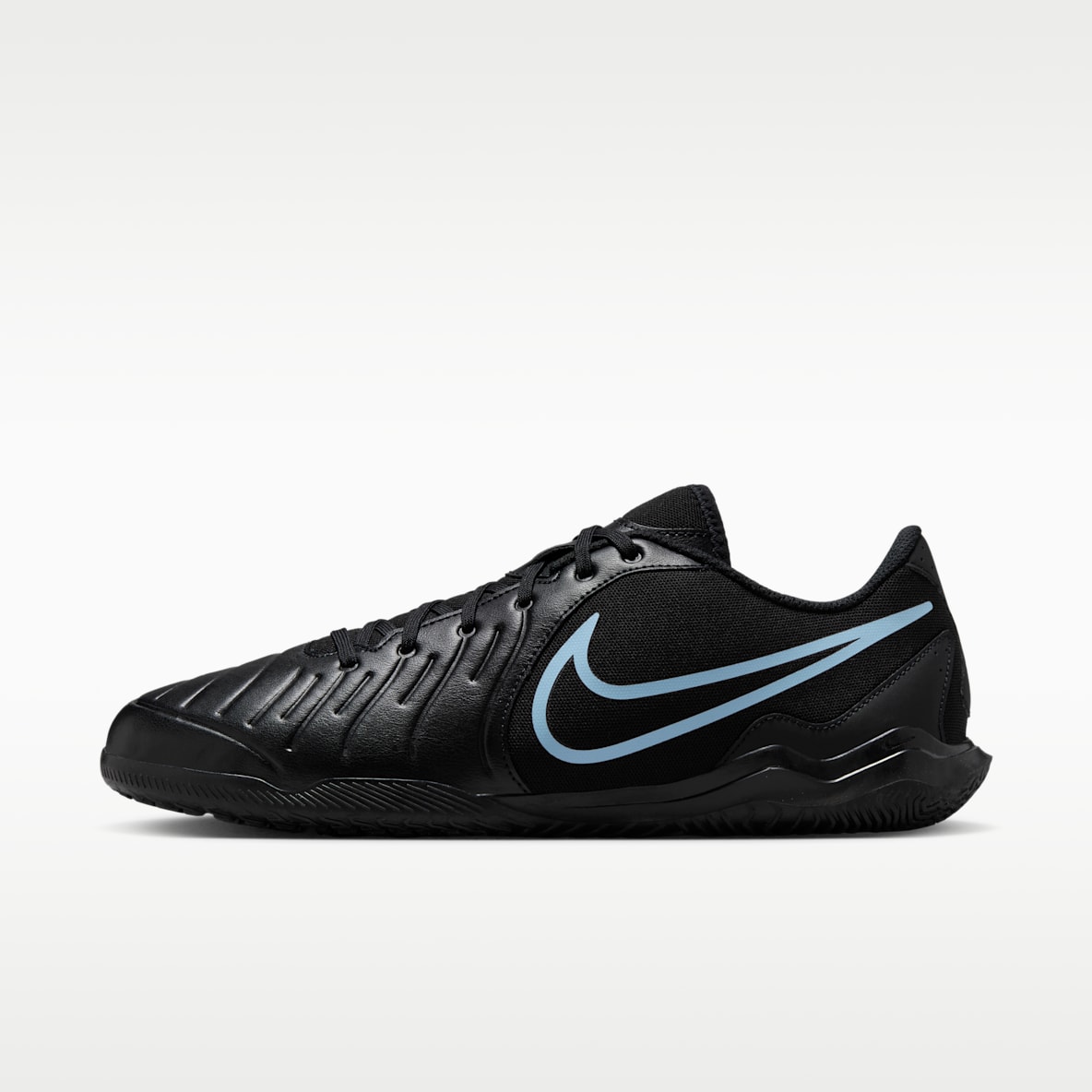 Nike Tiempo Legend 10 Club Tacos de fútbol para cancha cubierta de corte low