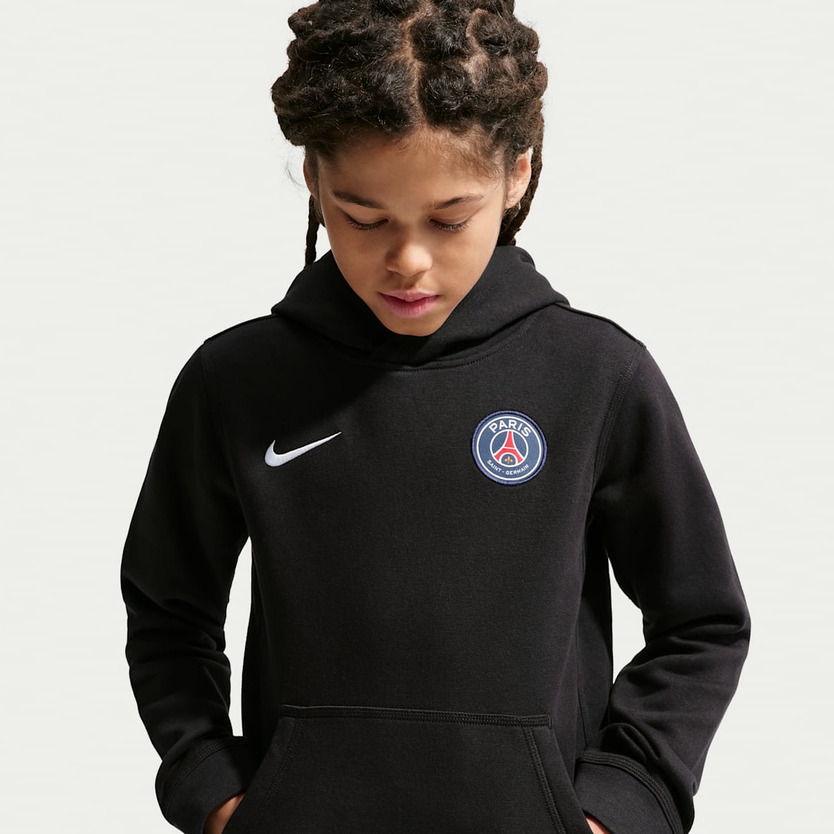 Paris Saint-Germain Club Older Kids' (Boys') Nike Football Pullover Hoodie