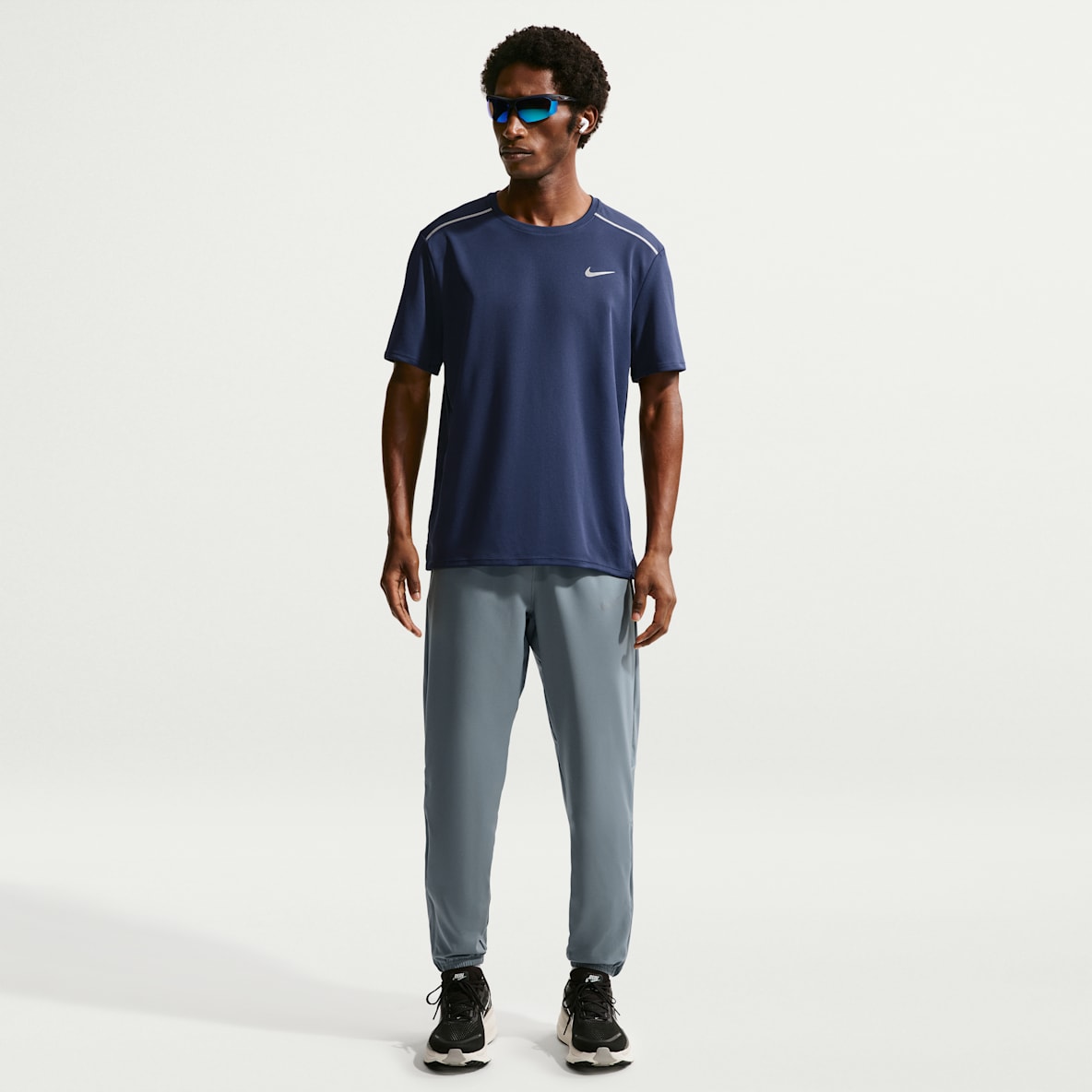 Nike Miler Men's Dri-FIT Woven Running Trousers