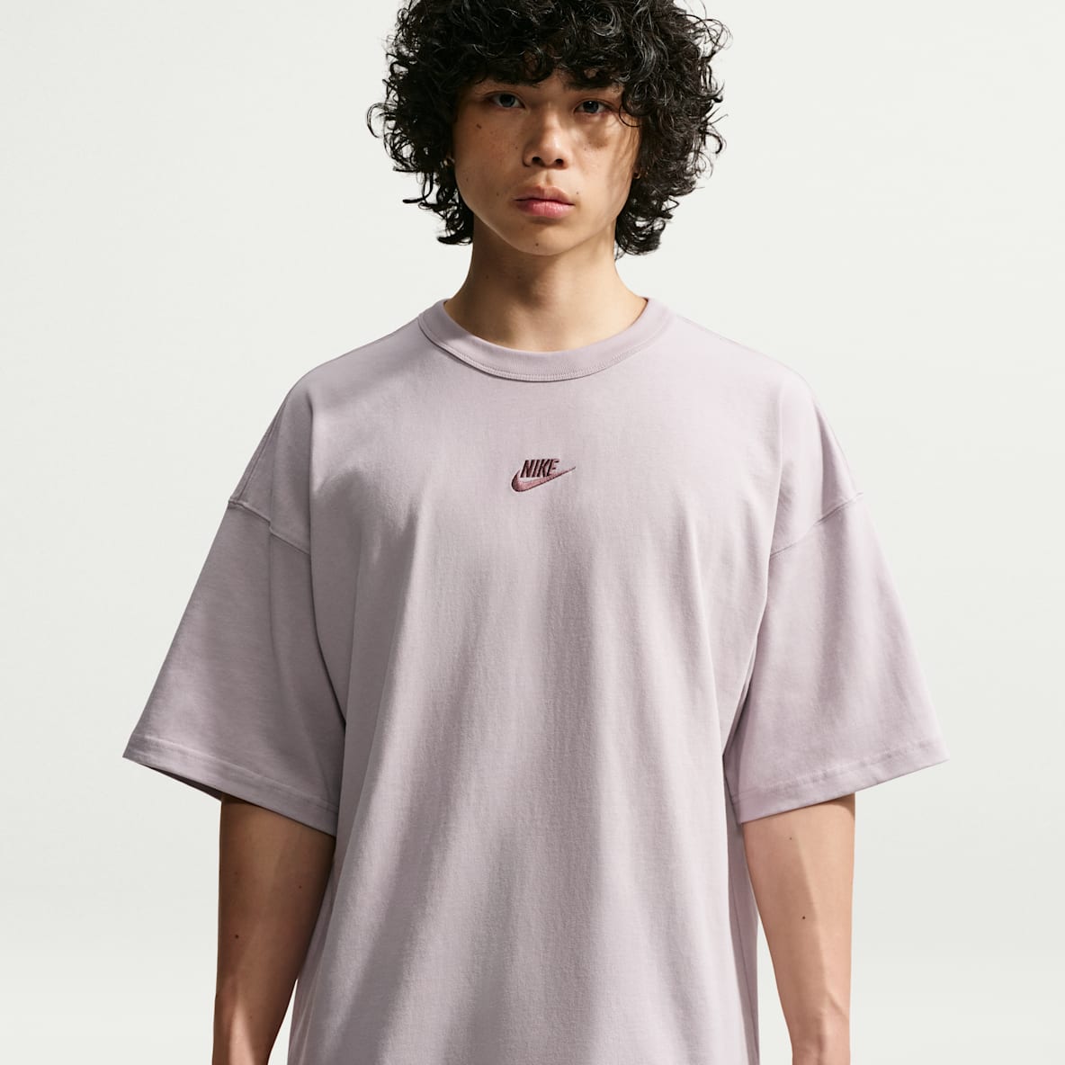 Nike Sportswear Premium Essentials Men's Oversized T-Shirt