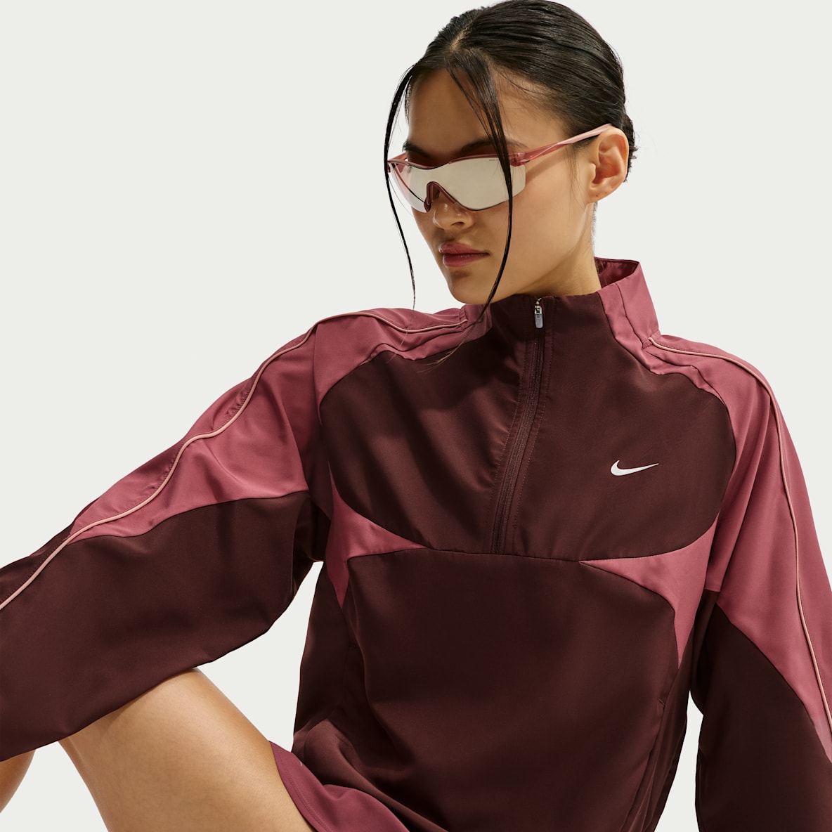 Nike Tempo Swoosh Veste de running à demi-zip Dri-FIT pour femme