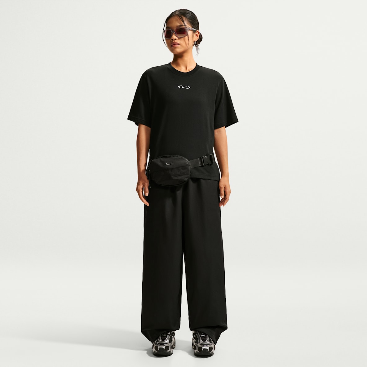 Nike Sportswear Women's Loose High-Waisted Track Pants