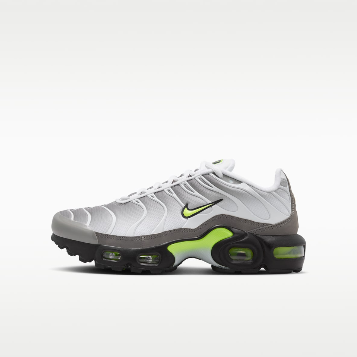 Nike Air Max Plus Older Kids' Shoes