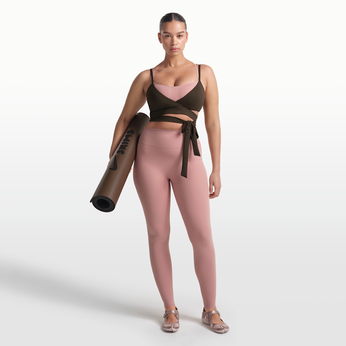 NikeSKIMS Matte Women's High-Waisted 29" Leggings