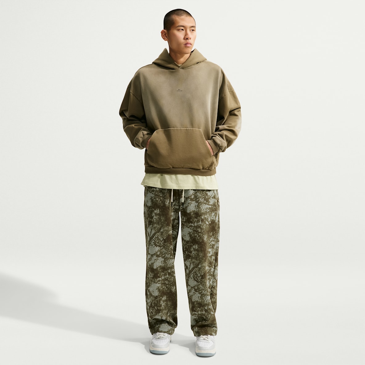 Nike Standard Issue Men's Brushed Open Hem Basketball Pants