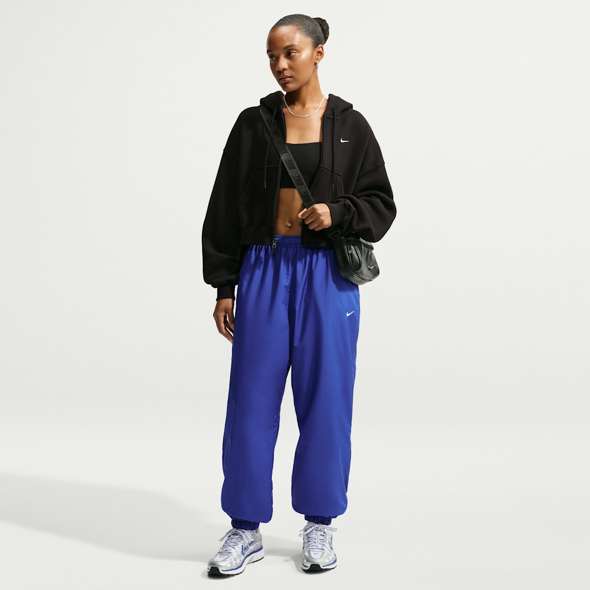 Nike Sportswear Joggers UV de tiro medio holgados para mujer