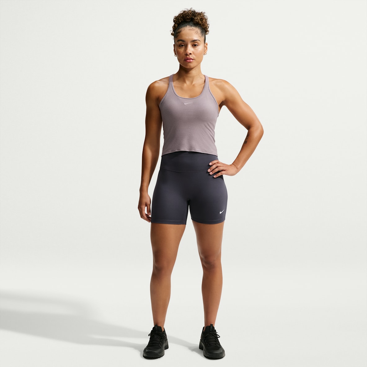 Nike One Sykkelshorts med høyt liv til dame (13 cm)