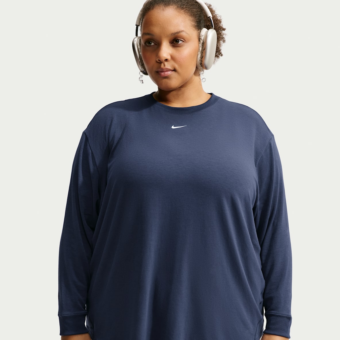 Nike One Relaxed Women's Dri-FIT Long-Sleeve Top (Plus Size)