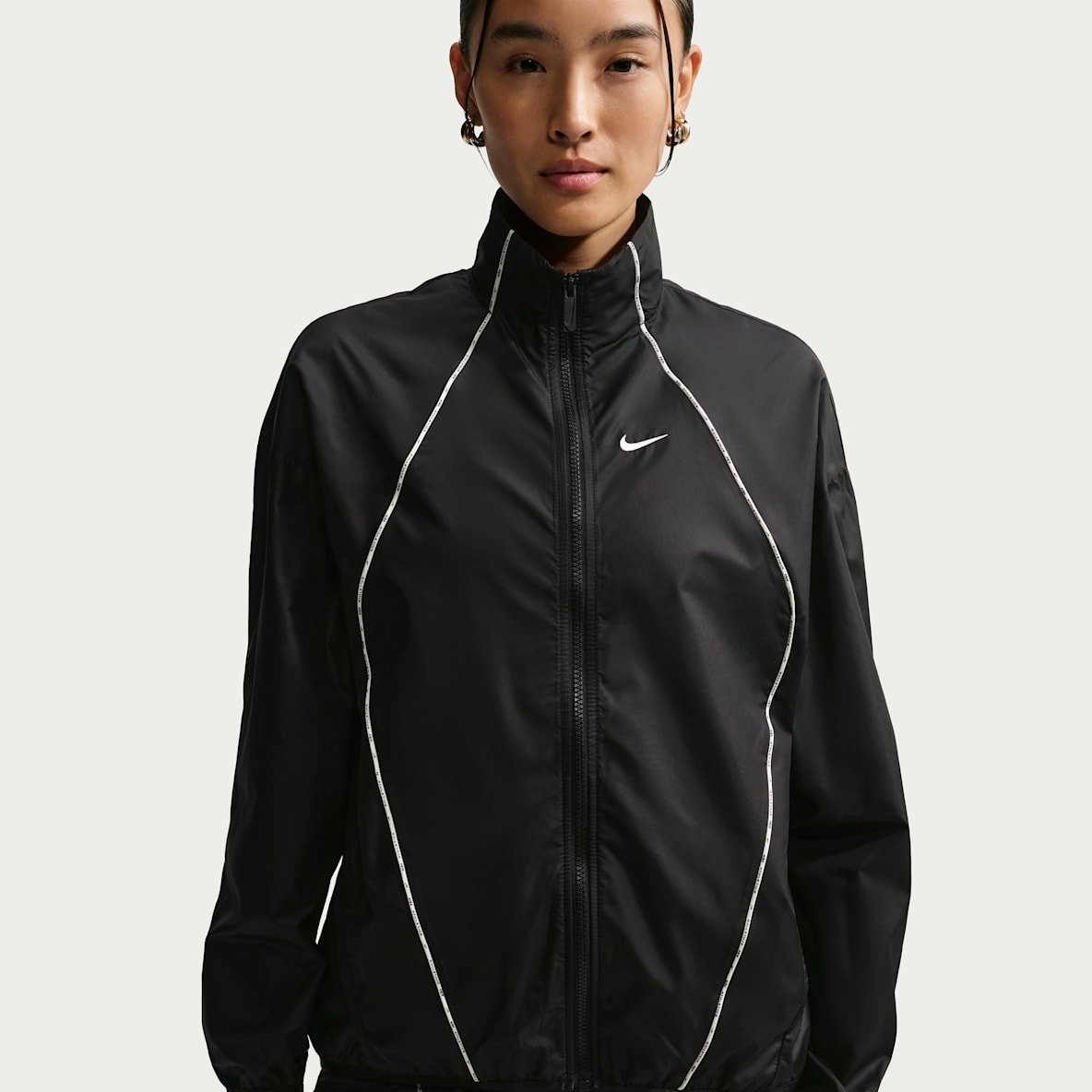 Nike Sportswear 女款寬版 Repel 風衣