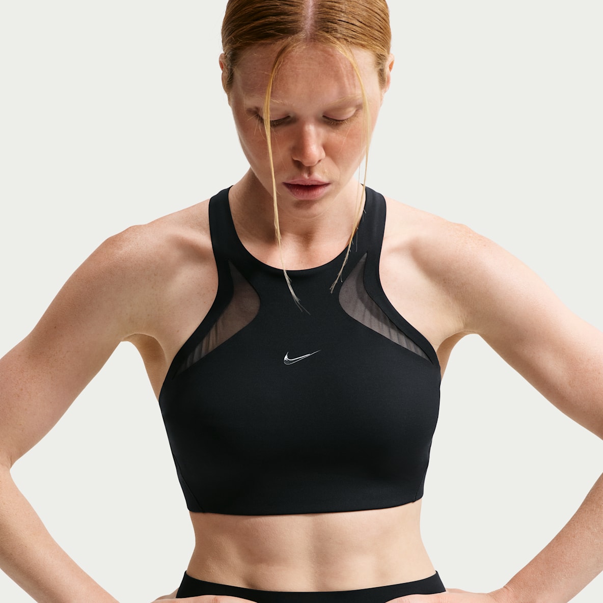 Nike Universa Mesh Sport-BH mit mittlerem Halt