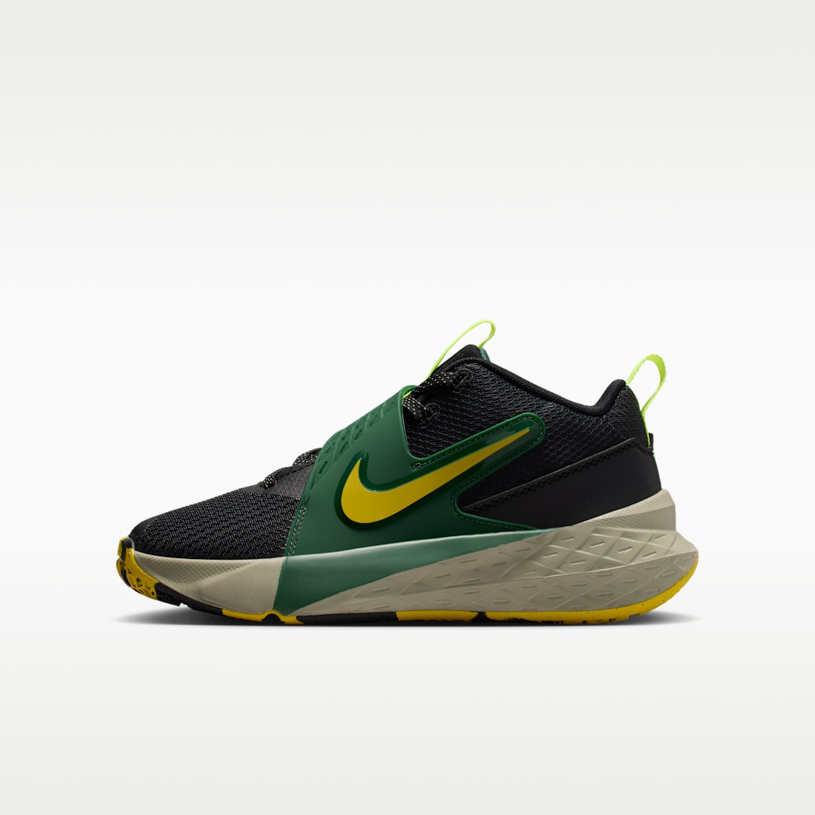 Nike Team Hustle D 12 Big Kids' Basketball Shoes