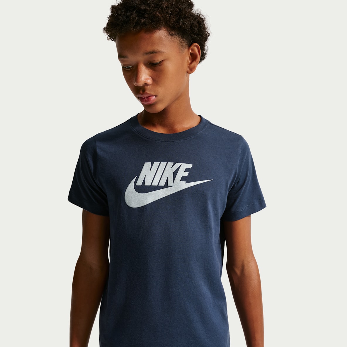 Nike Sportswear Club Older Kids' T-Shirt