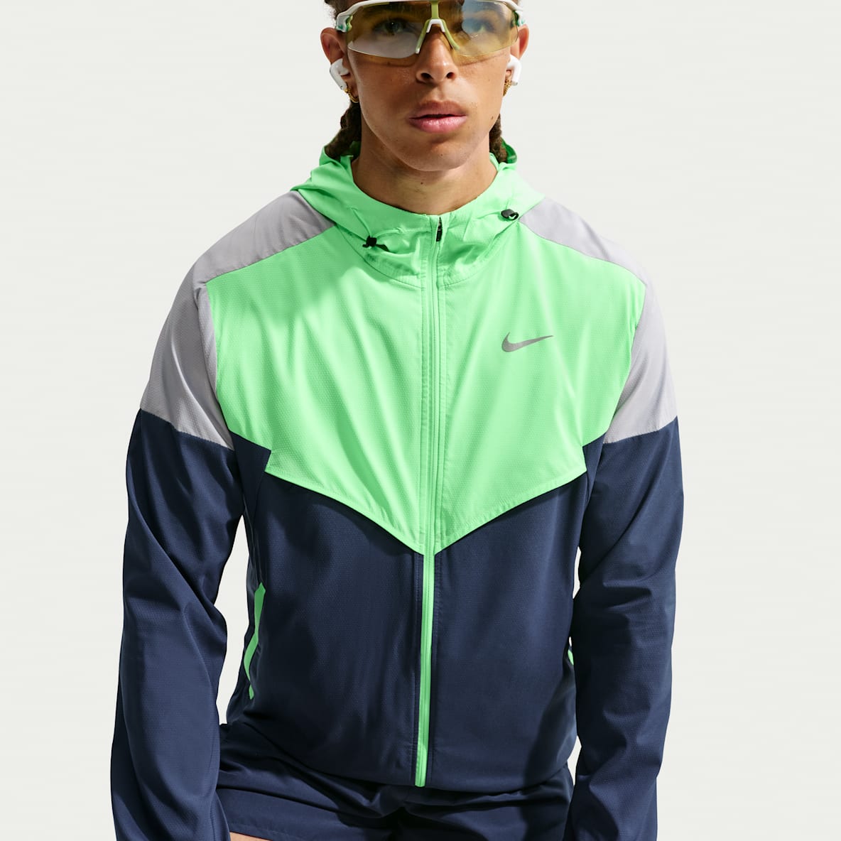 Nike Impossibly Light Windrunner Laufjacke (Herren)