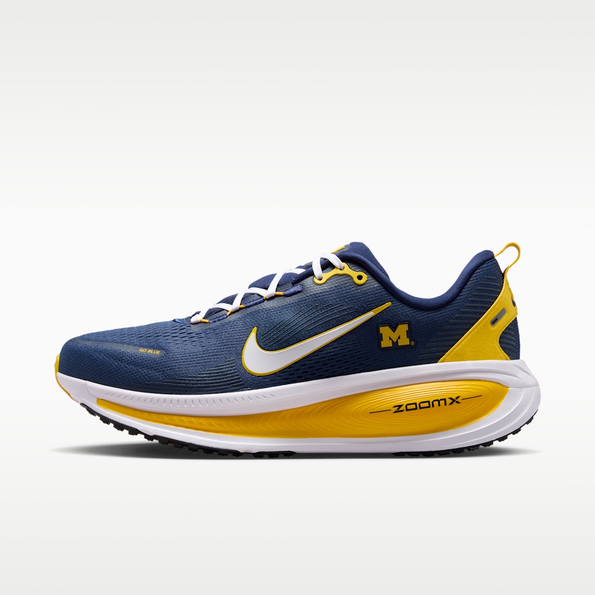 Nike College Vomero 18 (Michigan) Men's Road Running Shoes