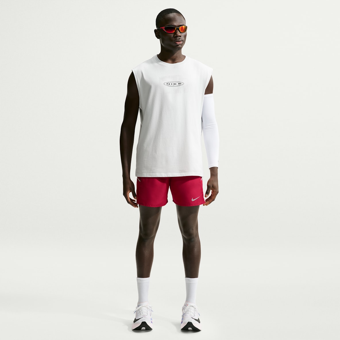 Nike Miler Shorts de correr Dri-FIT con forro de ropa interior de 13 cm para hombre