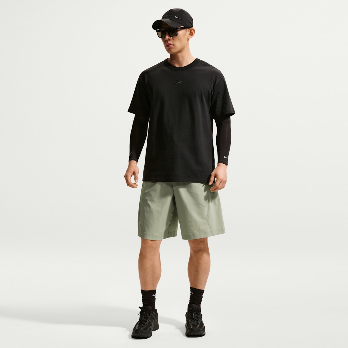 ナイキ テック ヘリオス メンズ Dri-FIT ショートパンツ