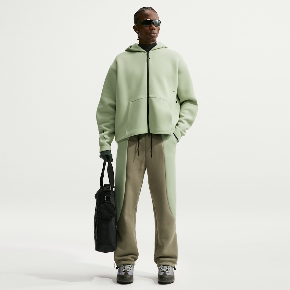 Nike Tech Men's Colour-Block Open-Hem Fleece Trousers