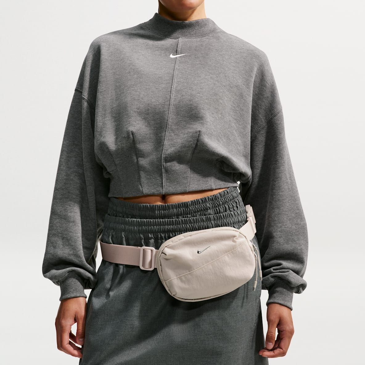 Nike Aura Cross-Body Bag (2L)