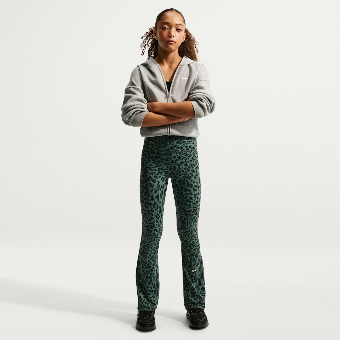 Nike One Older Kids' (Girls') Dri-FIT Flared Leggings