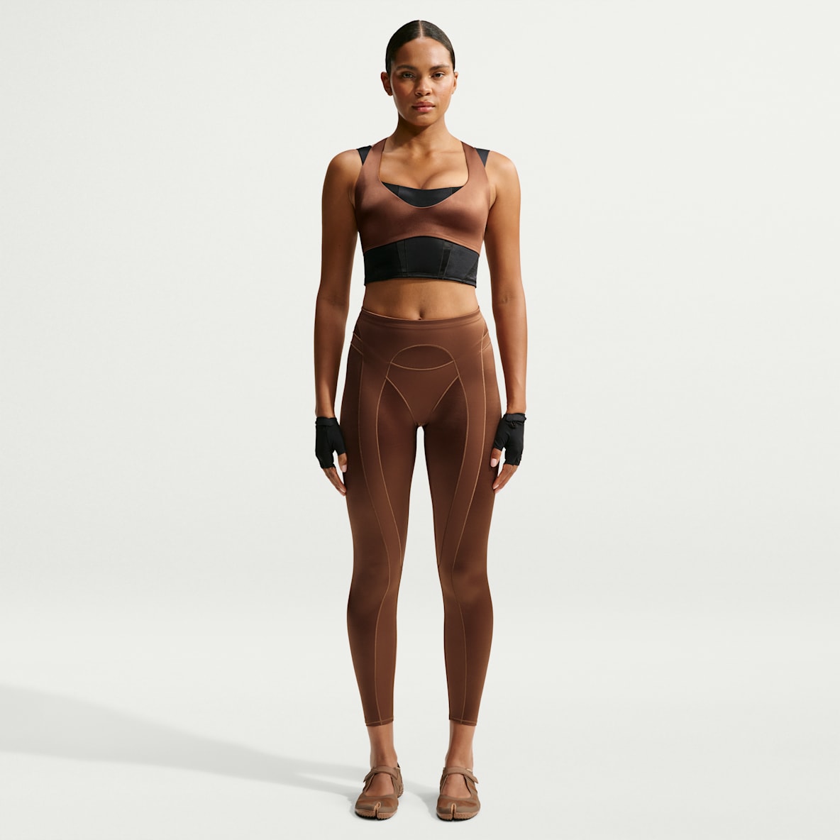 NikeSKIMS Satin Shine Women's High-Waisted 66cm (approx.) Leggings
