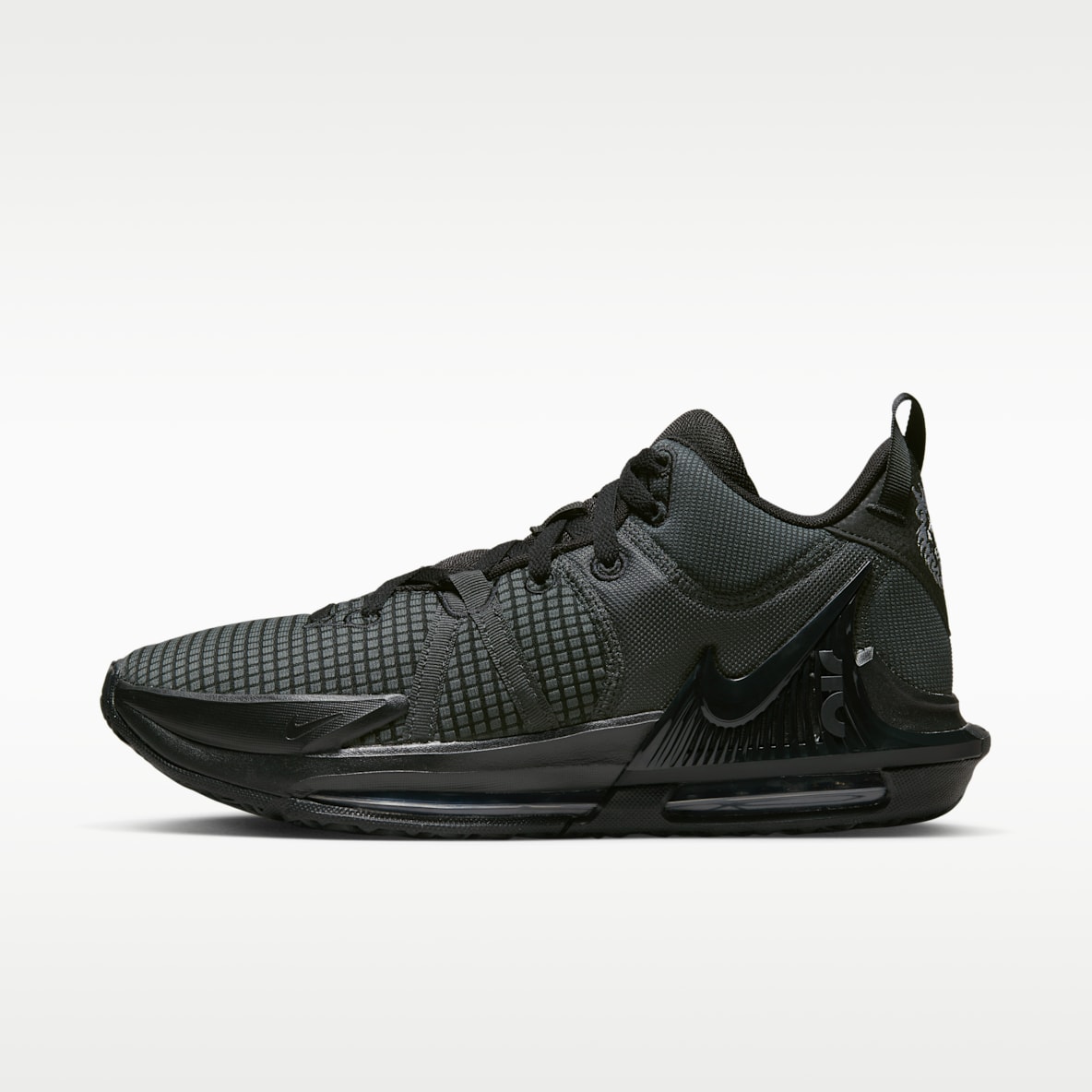 LeBron Witness 7 Basketball Shoes
