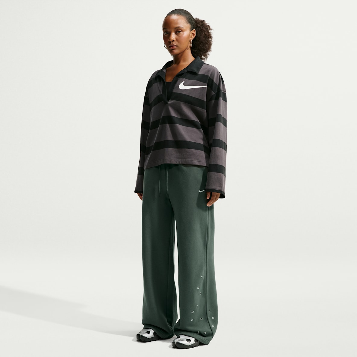 Nike Studio Fleece Medium Weight Women's Mid-Rise Wide-Leg Pants
