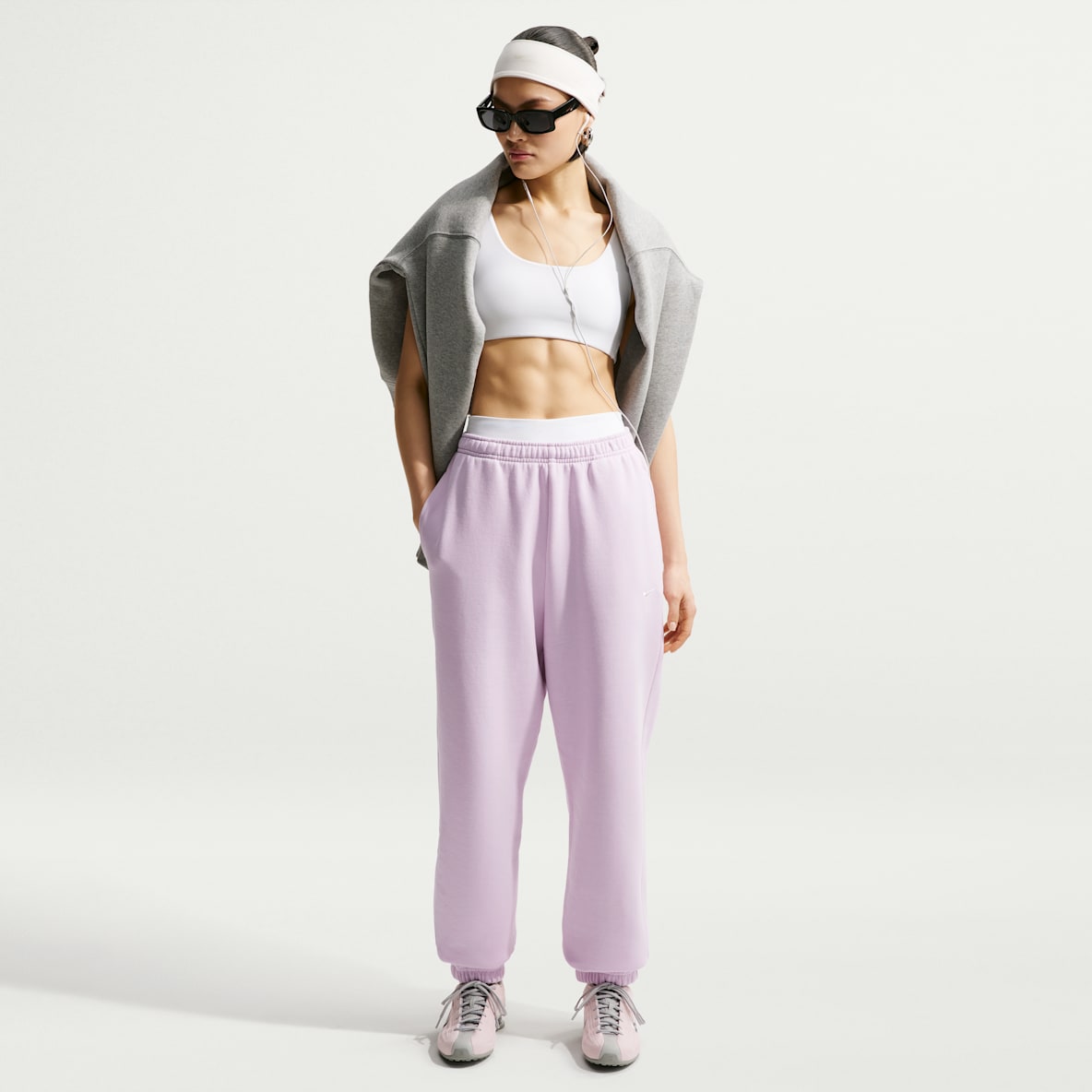 Nike Studio Fleece Medium Weight Pantalon resserré aux chevilles oversize et taille haute pour femme