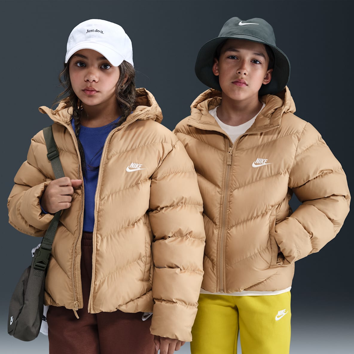 Nike Sportswear All Day Play Big Kids' Therma-FIT Loose-Fit Puffer Jacket