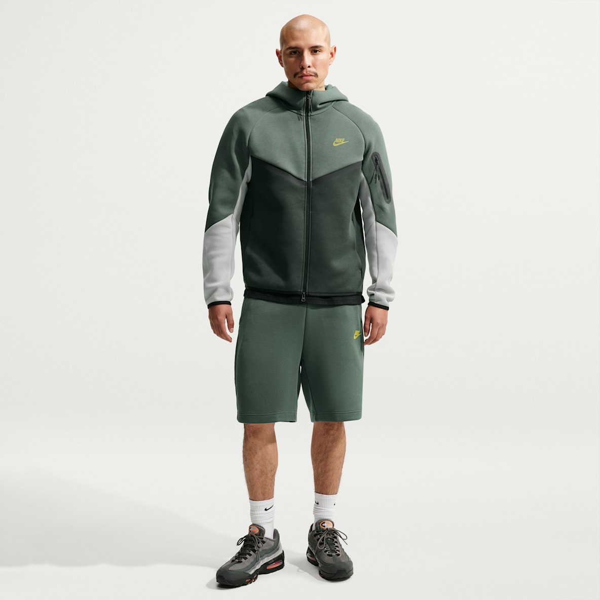 Nike Tech Men‘s Fleece Shorts