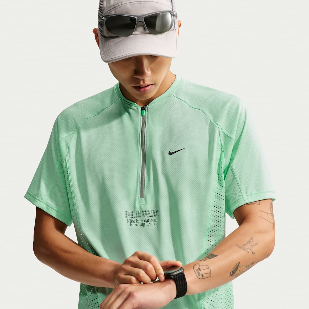 Nike Maglia da running Dri-FIT a manica corta – Uomo