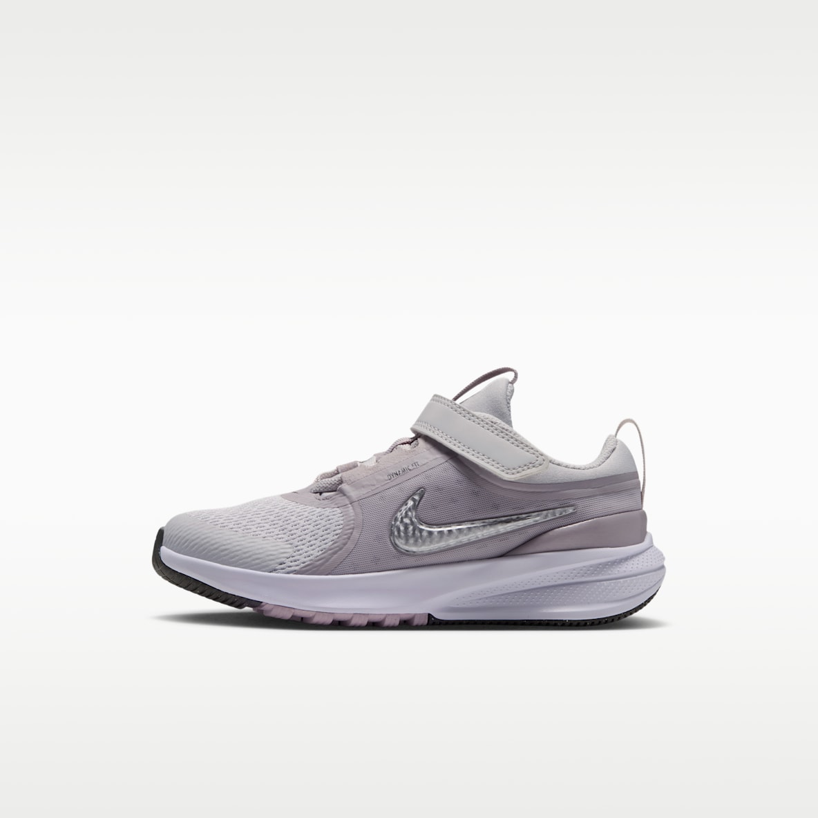 Kids Running. Nike IE