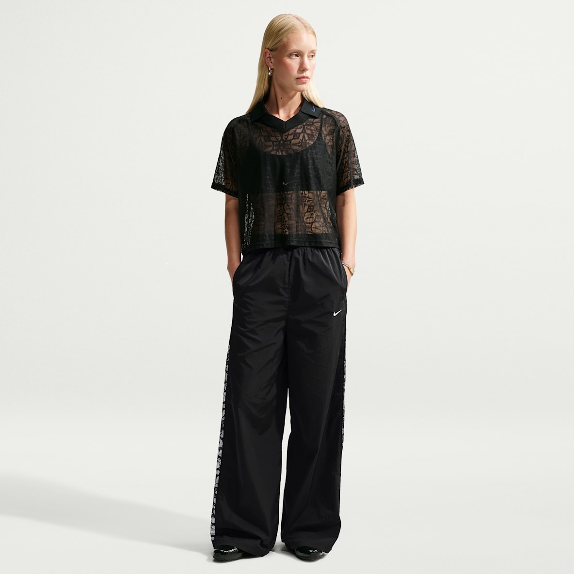 Nike Sportswear Women's Loose Mid-Rise Lace Track Pants