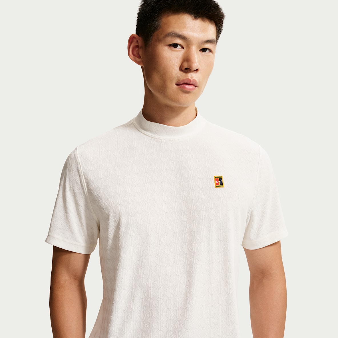 나이키 클럽 룰스 남성 에어로 핏 모크넥 탑