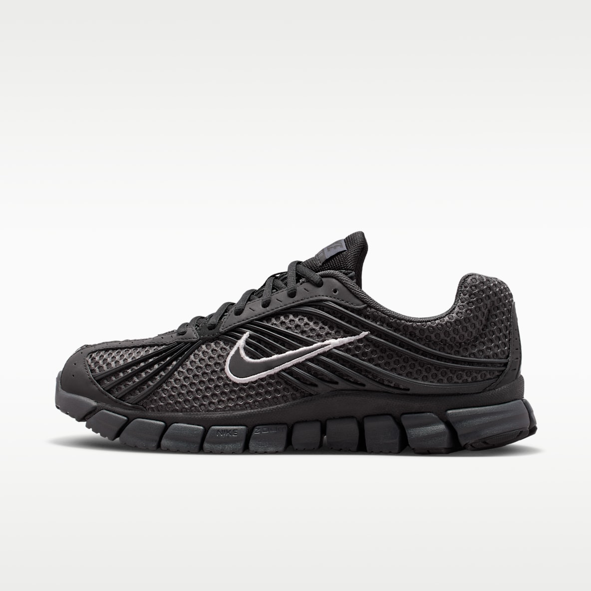 Nike Zoom Skylon 11  Men's Shoes With Reflective Design Accents