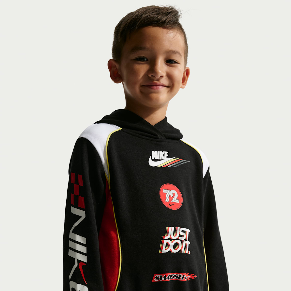 Nike Sportswear Sudadera con gorro Victory Lap para niños talla pequeña