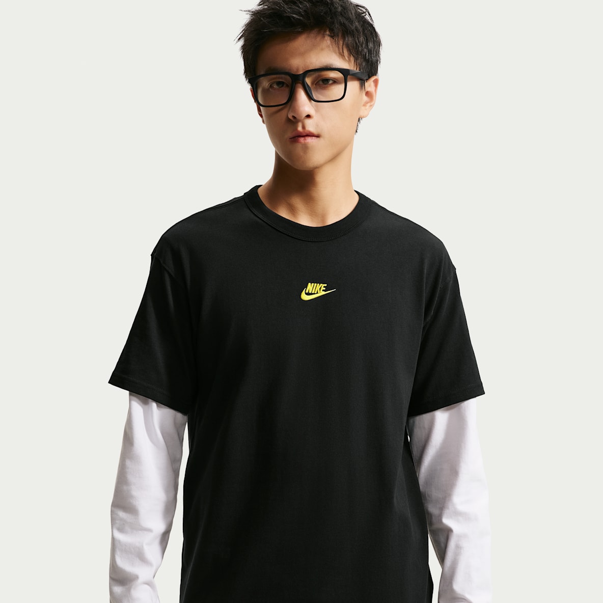 Nike Sportswear Premium Essentials เสื้อยืดผู้ชาย