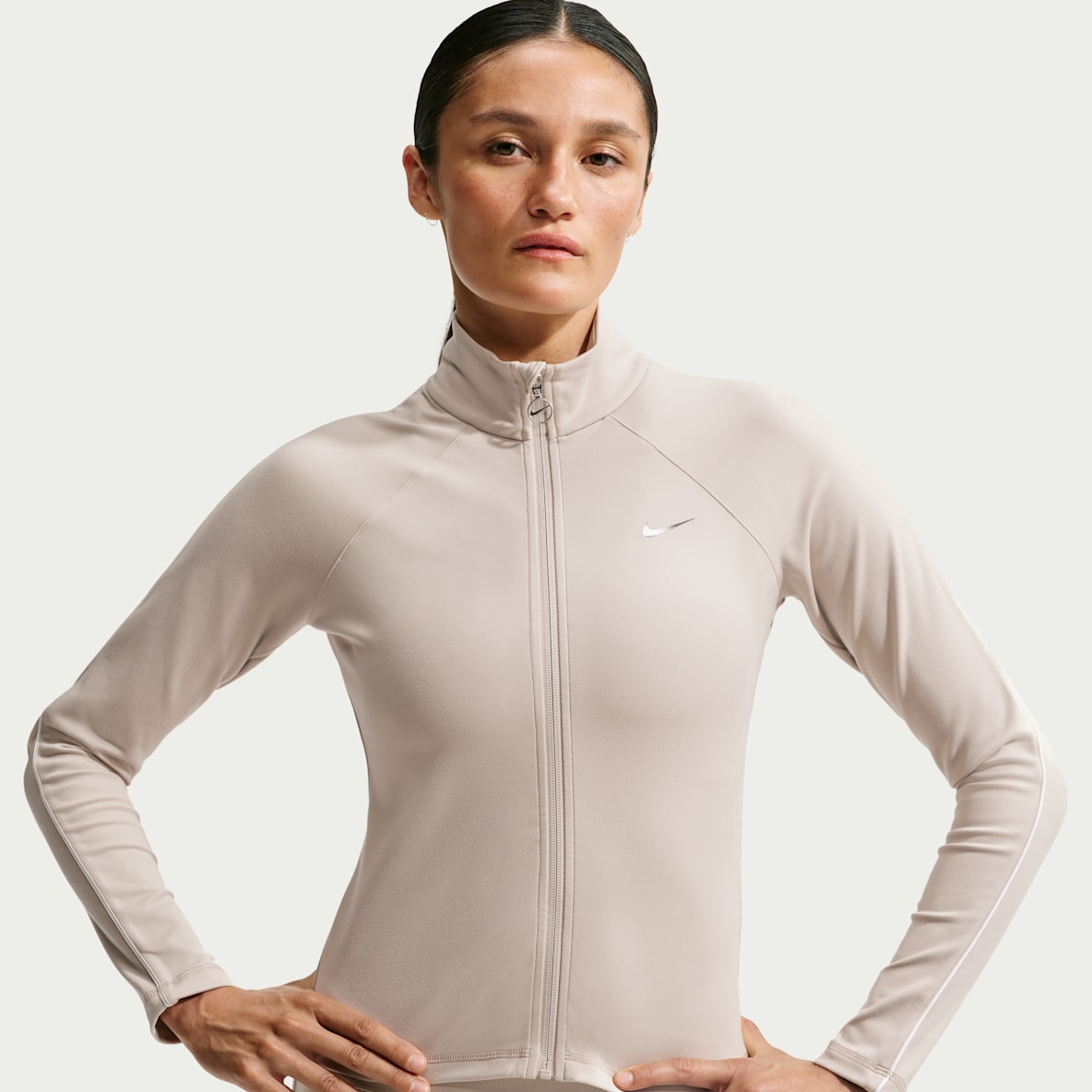 Nike Women's Long-Sleeve Full-Zip Jacket